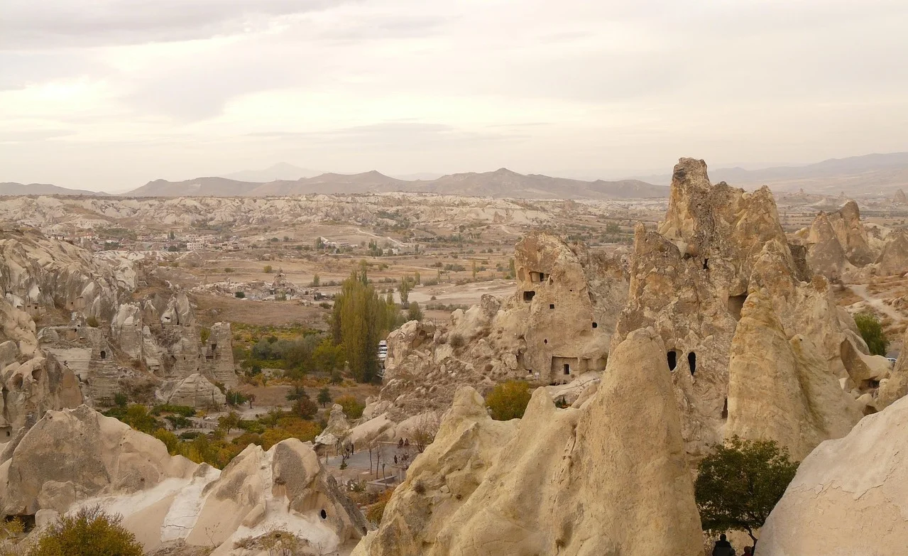 How Did the Fourth Crusade Contribute to the Byzantine Empire’s Downfall?